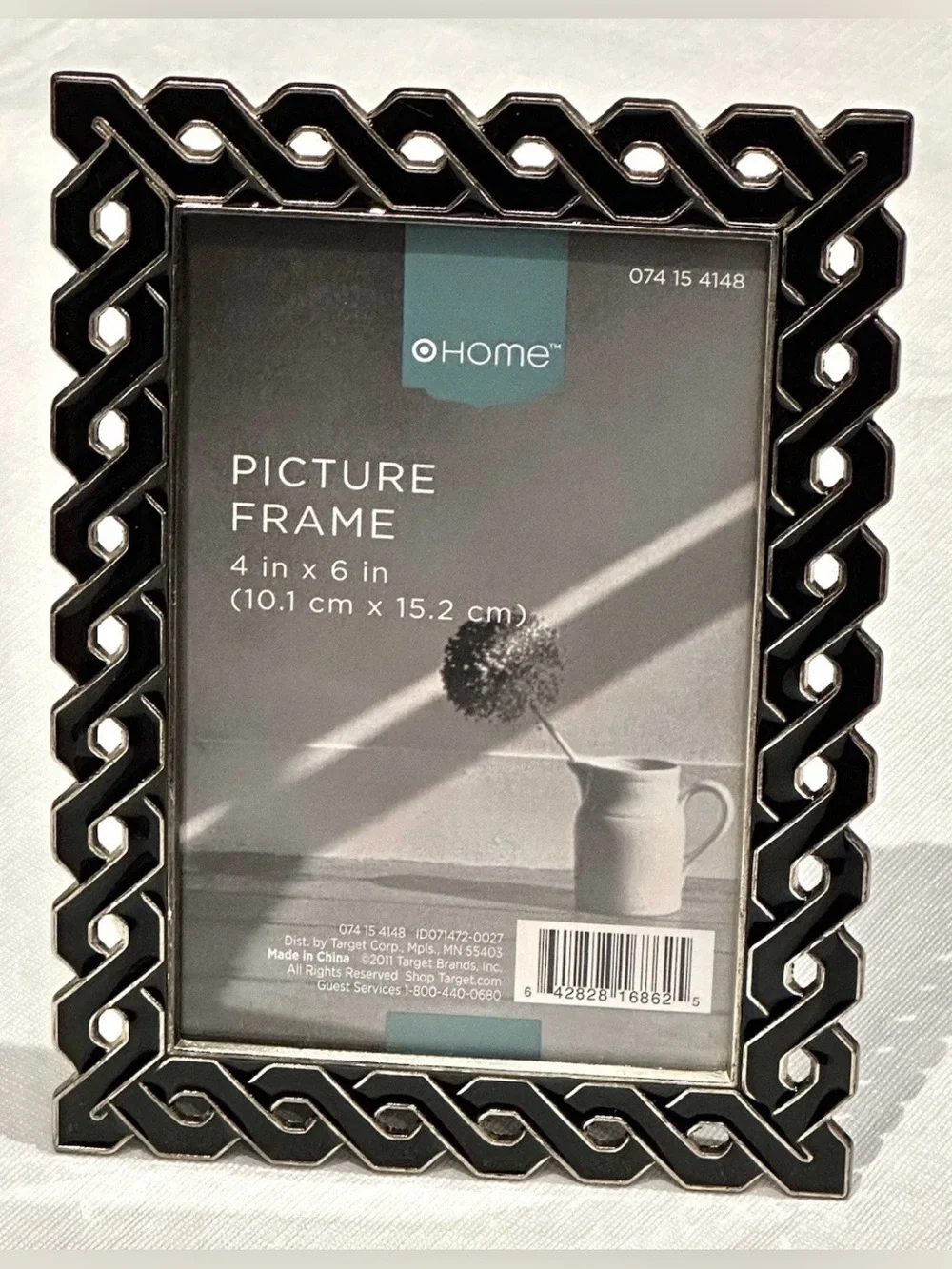 NEW SILVER & BLACK ENAMEL CHAIN LINK PICTURE FRAME FOR 4 X 6 PHOTOS